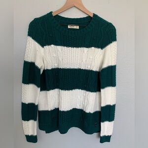 New Hollister Women's Crewneck Sweater Size Large